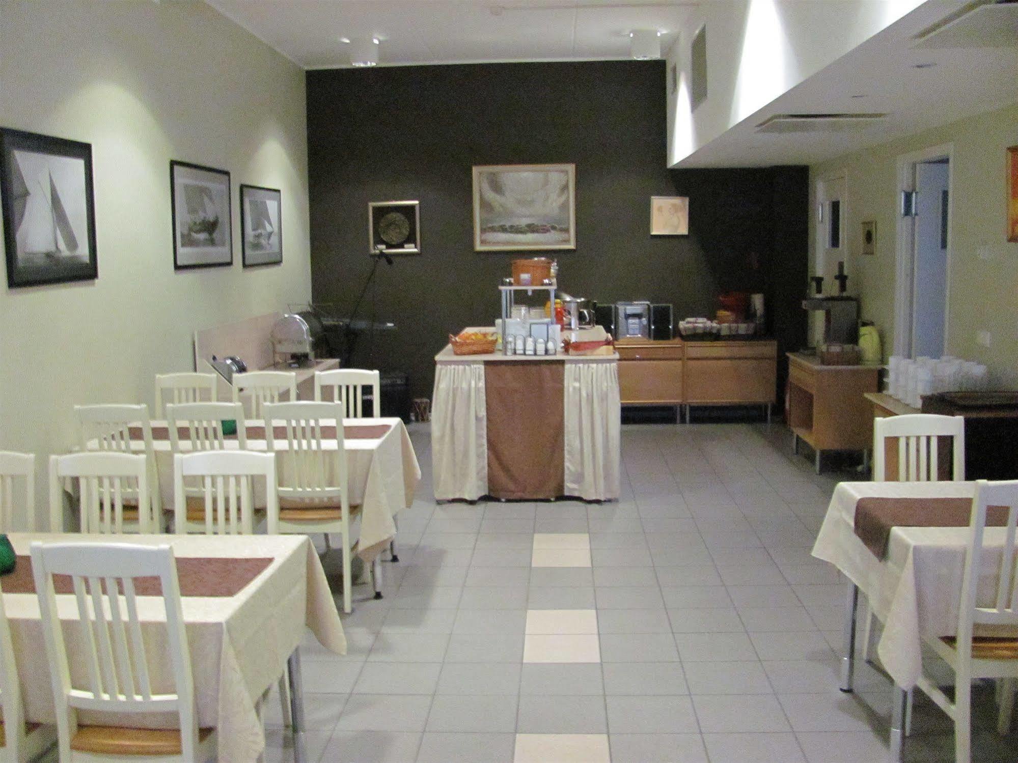 Carolina Hotel Parnu Exterior photo